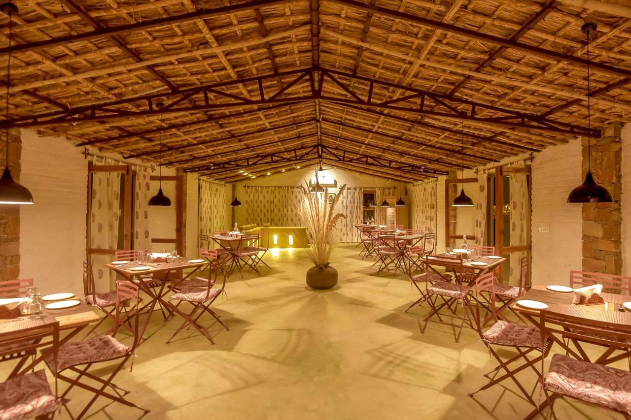 Camp Lands End Hotell Pushkar Exteriör bild