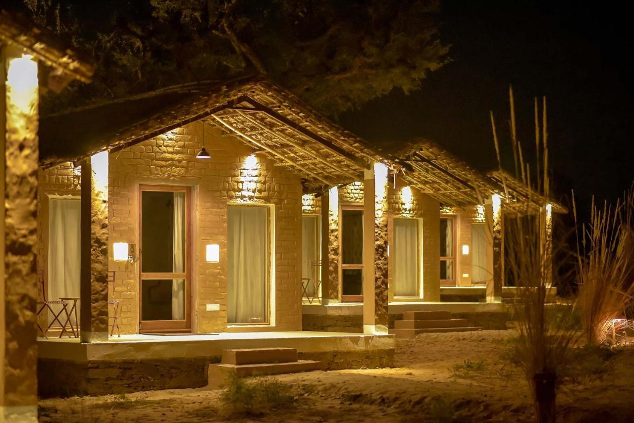 Camp Lands End Hotell Pushkar Exteriör bild