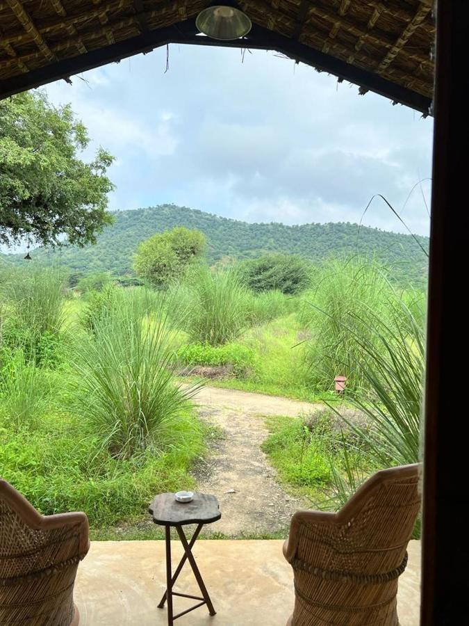Camp Lands End Hotell Pushkar Exteriör bild